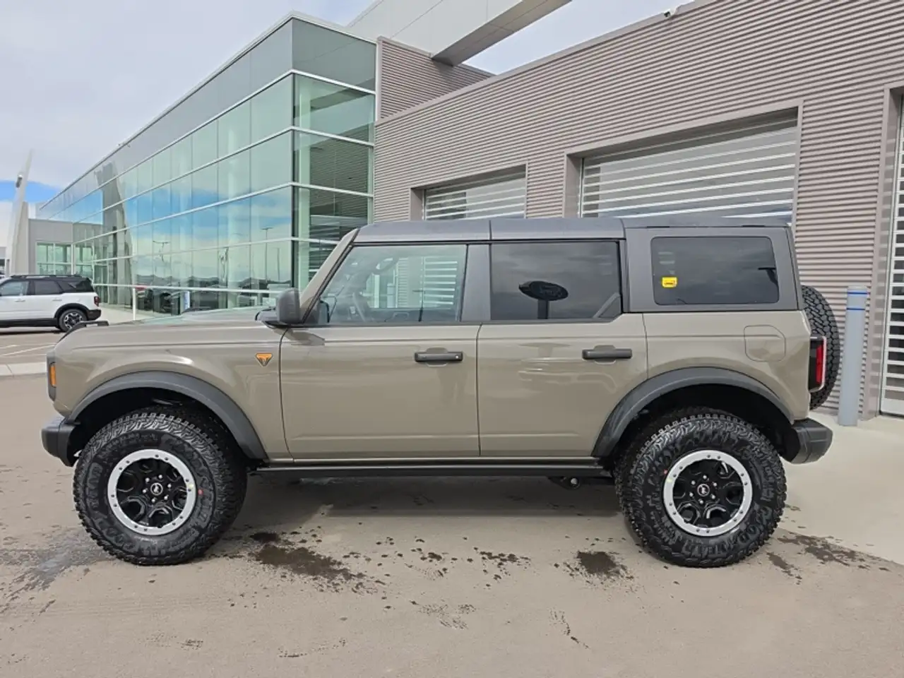 Ford Bronco снимка Ford Bronco