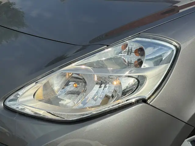 Renault Clio view 4