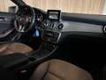Mercedes-Benz GLA 200 AMG Wit - thumbnail 4