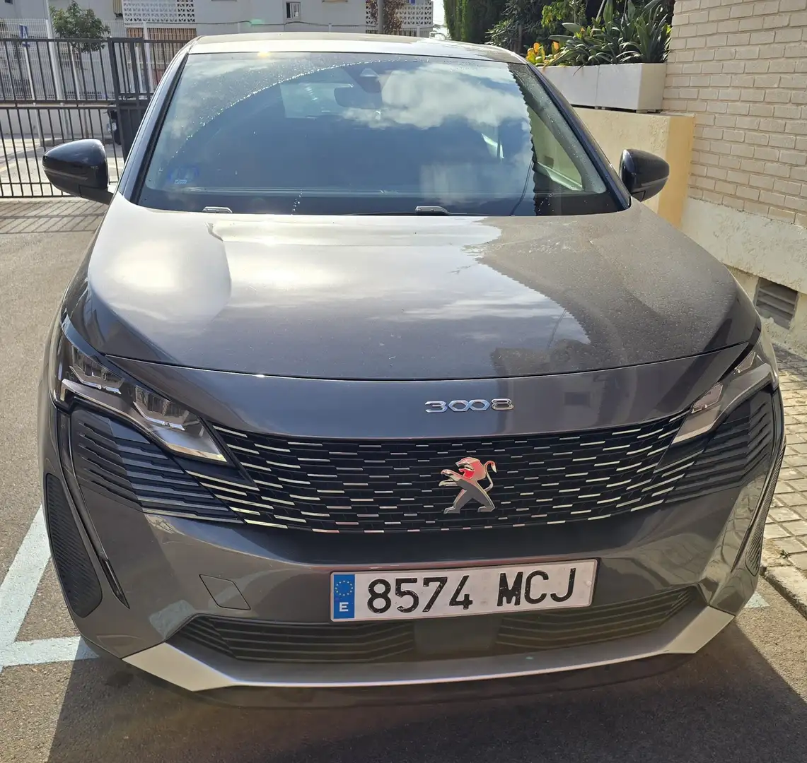 Peugeot 3008 Hybrid 225 e-EAT8 Allure - 1