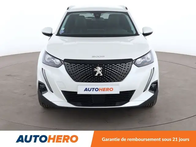 Peugeot 2008 view 9