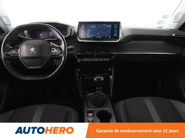 Peugeot 2008 view 12