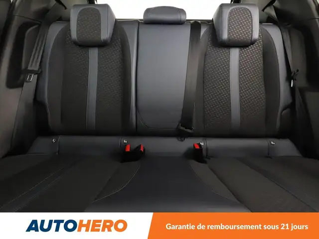 Peugeot 2008 view 15