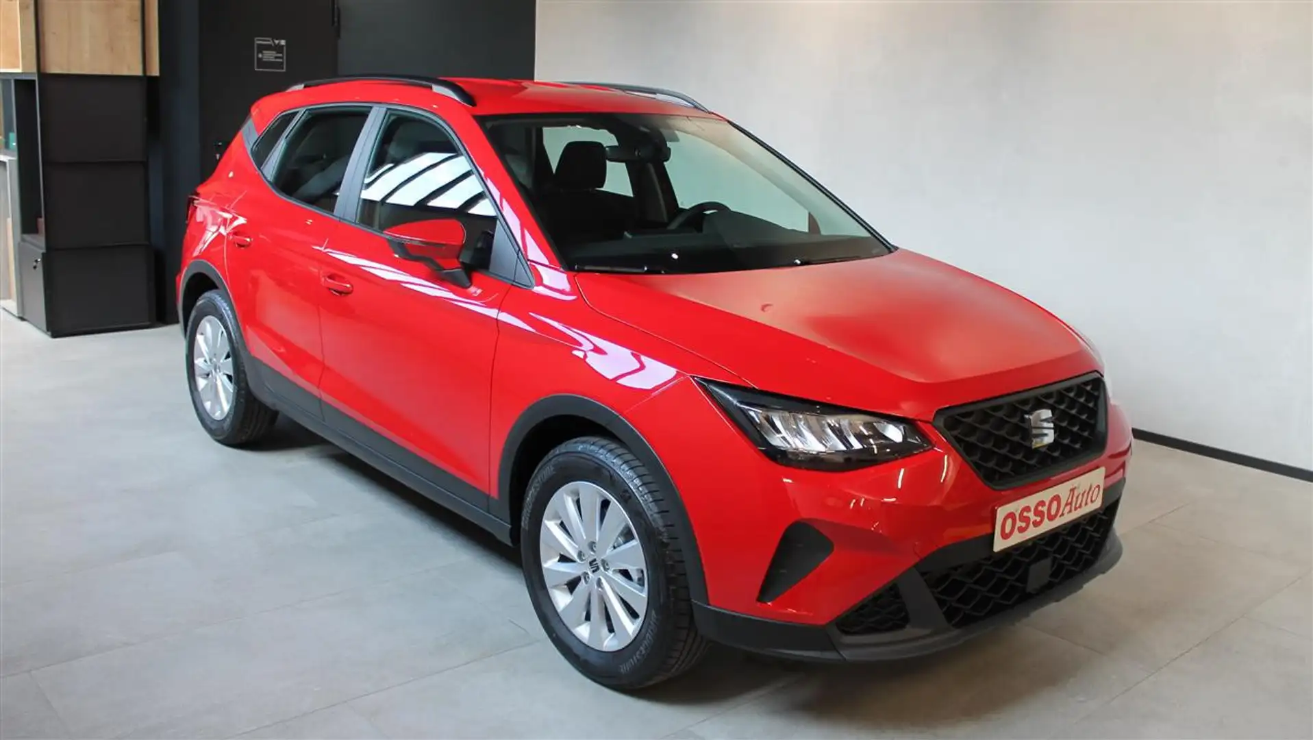 SEAT Arona 1.0 TSI 95 HP REFERENCE Rosso - 1