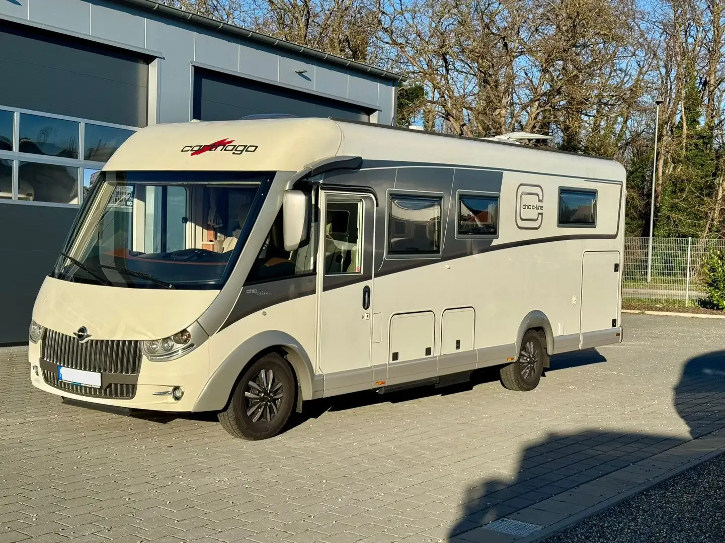 Carthago Chic C-Line I 5.3 QB/SY Hubst./Luftf./Queensbett Weiß - 2