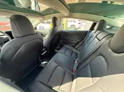 Tesla Model 3 снимка Tesla Model 3