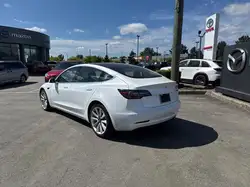 Tesla Model 3 снимка Tesla Model 3
