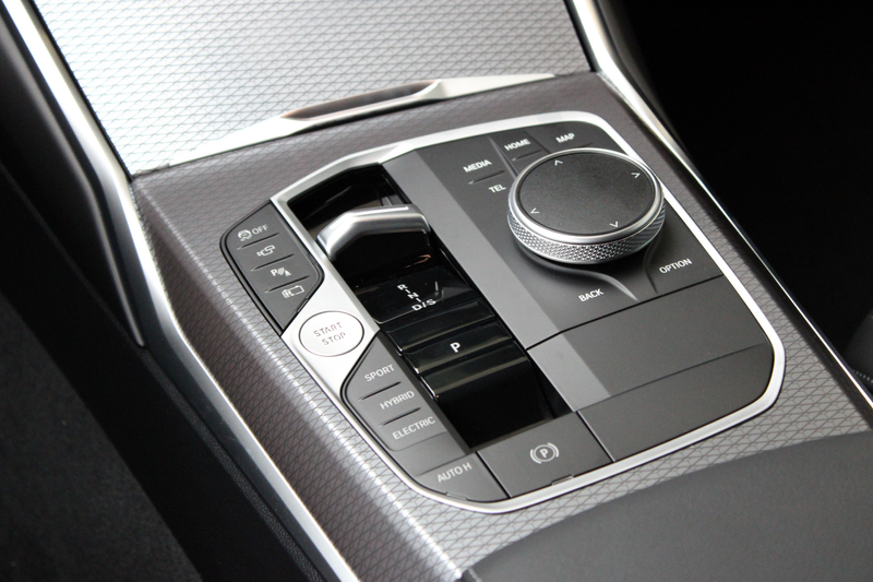 BMW 330 3 Serie Touring 330e M Sport Automaat / Panoramada — photo 14