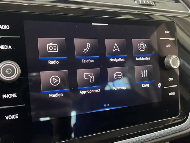Volkswagen Touran view 20