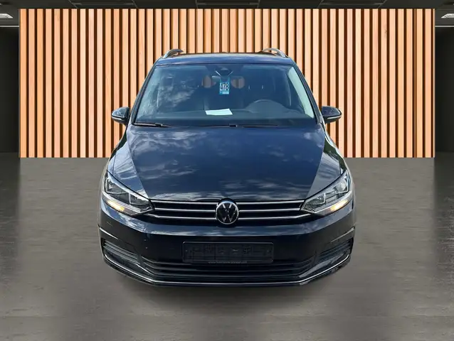 Volkswagen Touran view 23