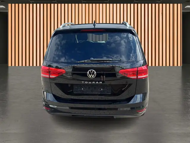 Volkswagen Touran view 26
