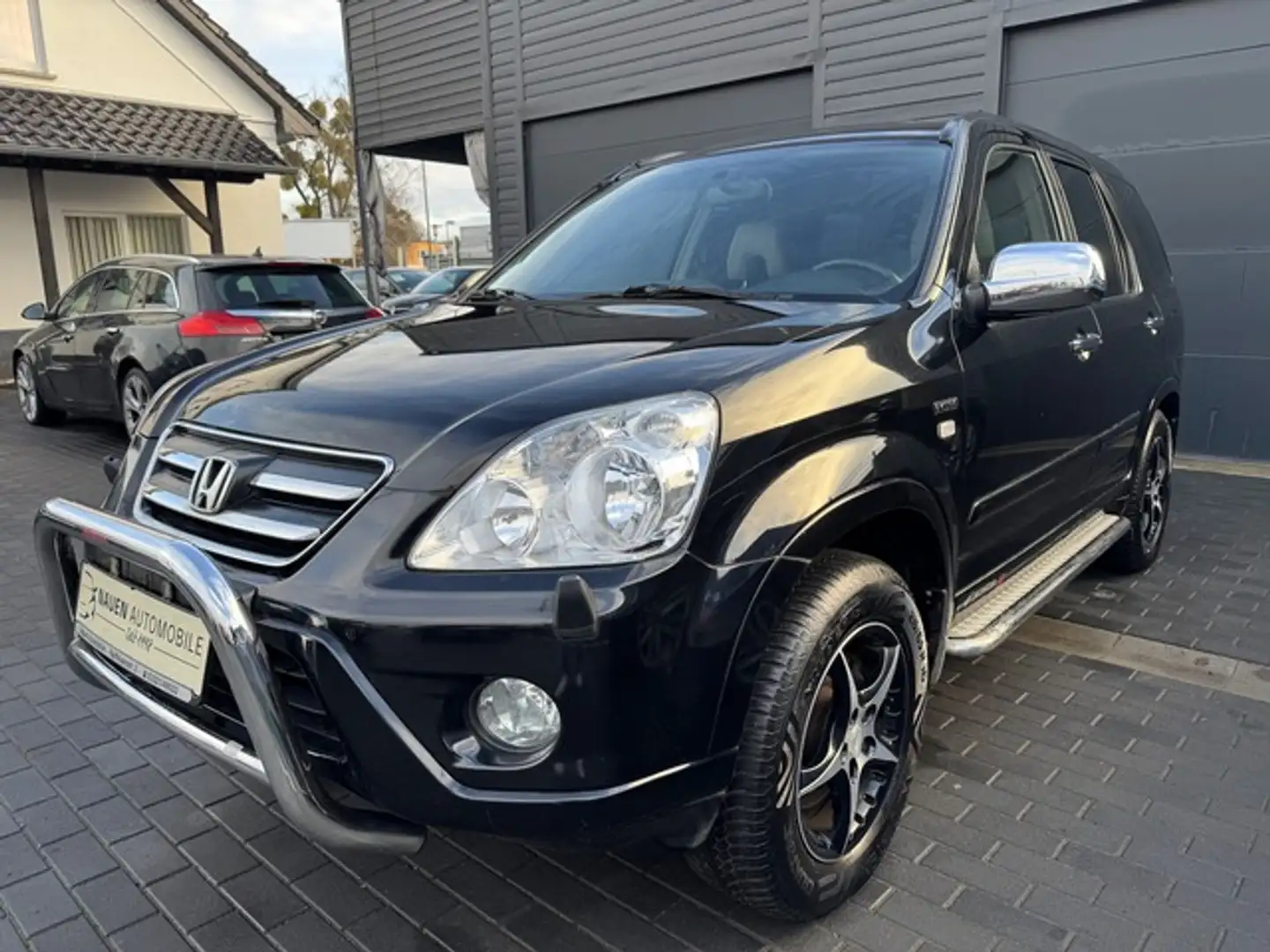 Honda CR-V Executive 4x4+Leder+Allwetter+2.Hand+ Schwarz - 1
