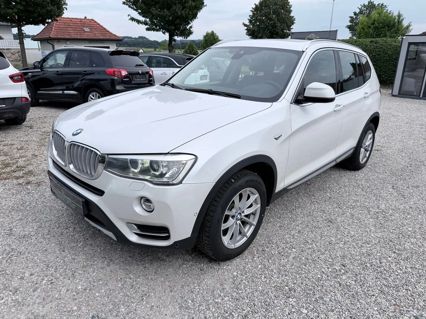 BMW X3 xDrive 20 d Weiß - 1