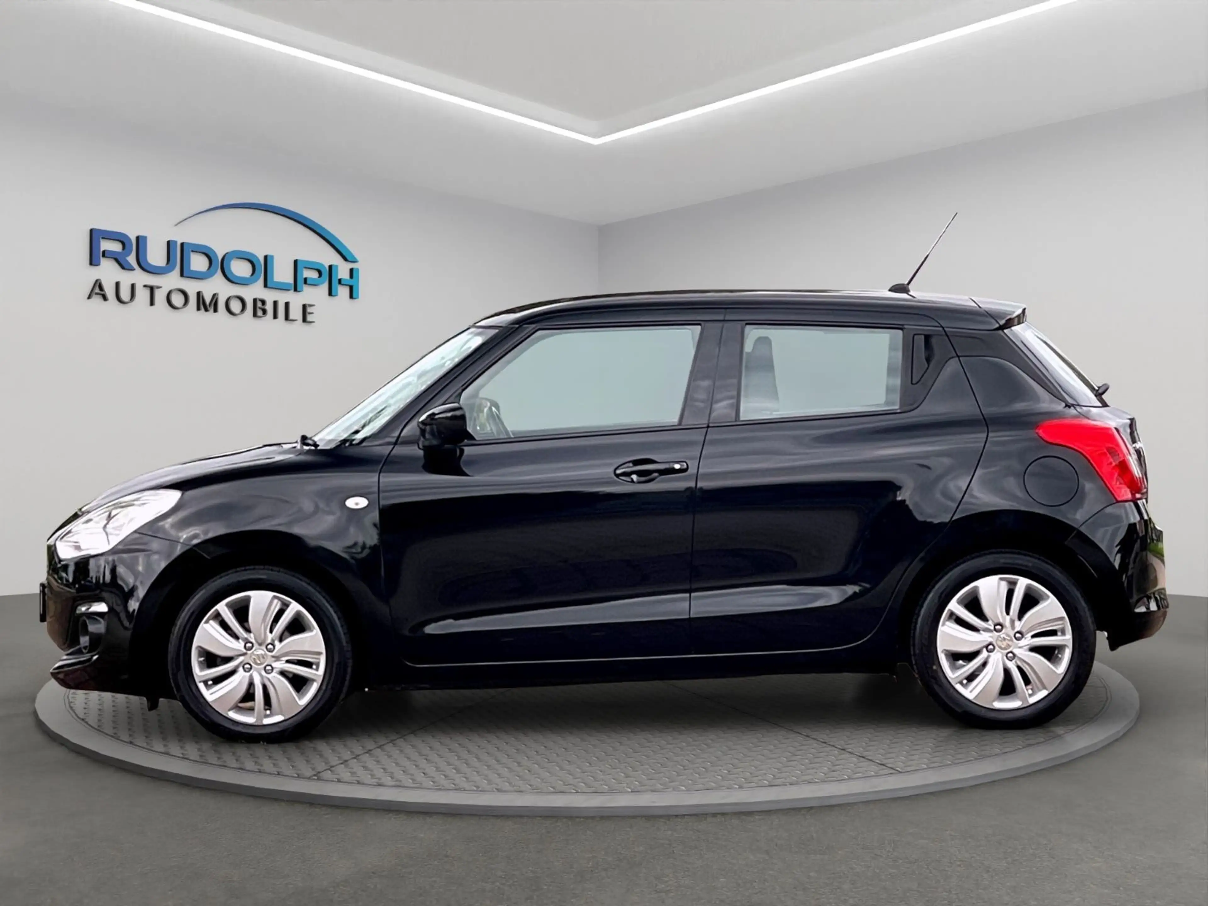 Suzuki Swift SWIFT 1,2 COMFORT SITZHEIZ.NAVI TÜV NEU GARANTIE — photo 4