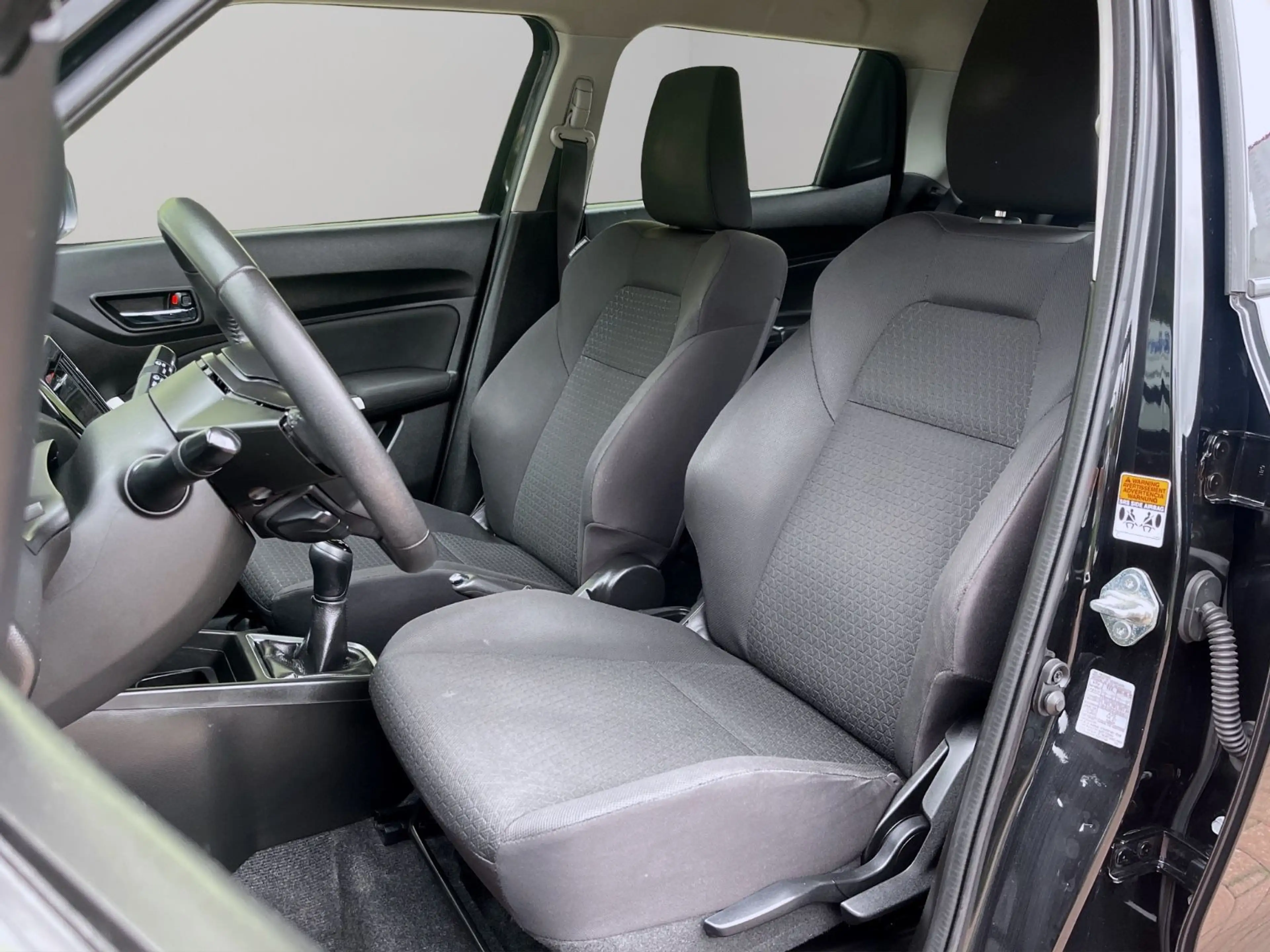 Suzuki Swift SWIFT 1,2 COMFORT SITZHEIZ.NAVI TÜV NEU GARANTIE — photo 12