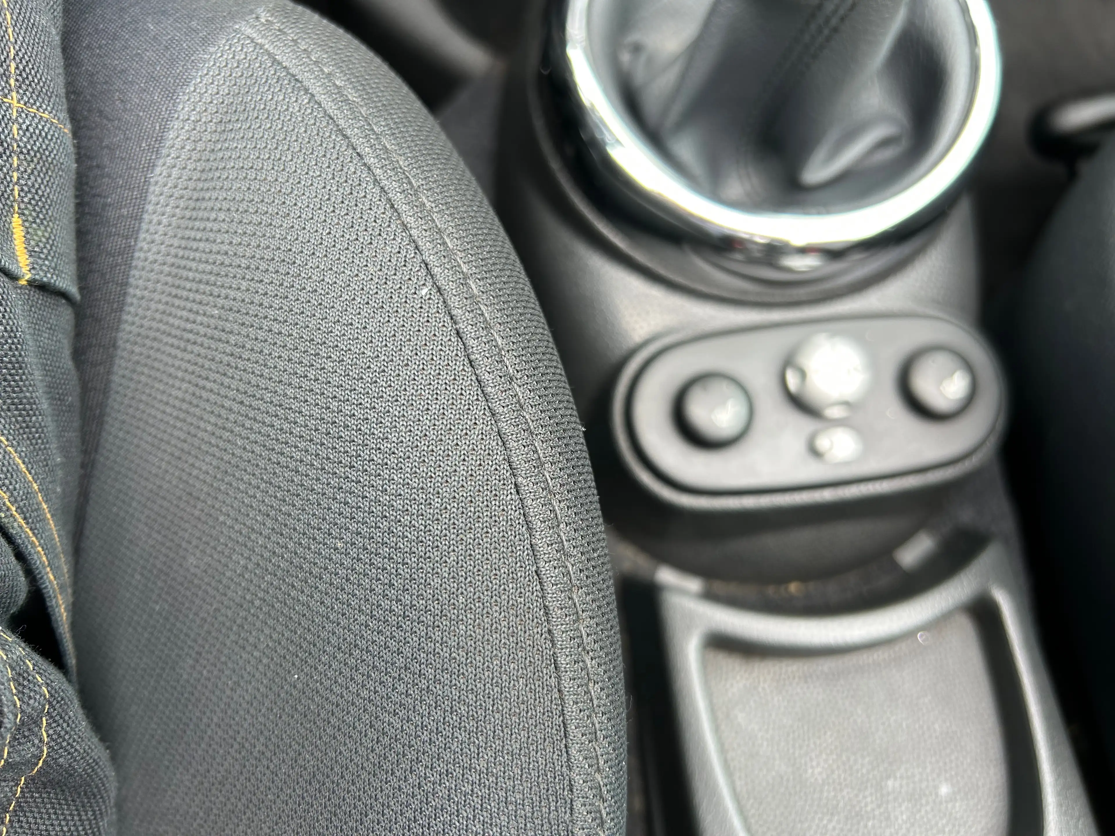 MINI One Cabrio One — photo 11