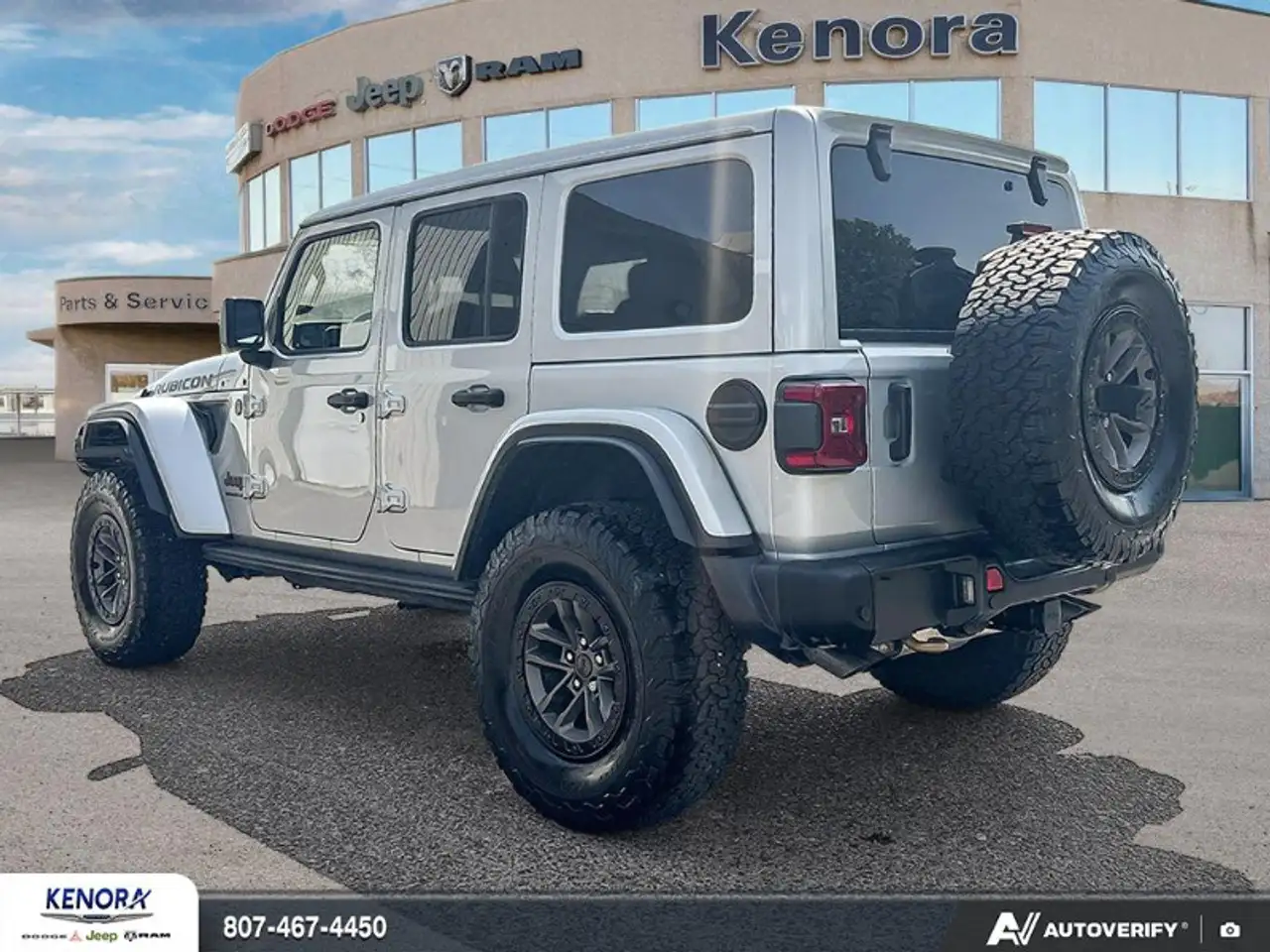 Jeep Wrangler photo Jeep Wrangler