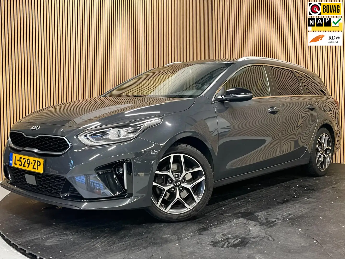 Kia Ceed SW / cee'd SW Sportswagon 1.0 T-GDi GT-Line|TREKHAAK|JBL|CARPLAY Grijs - 1