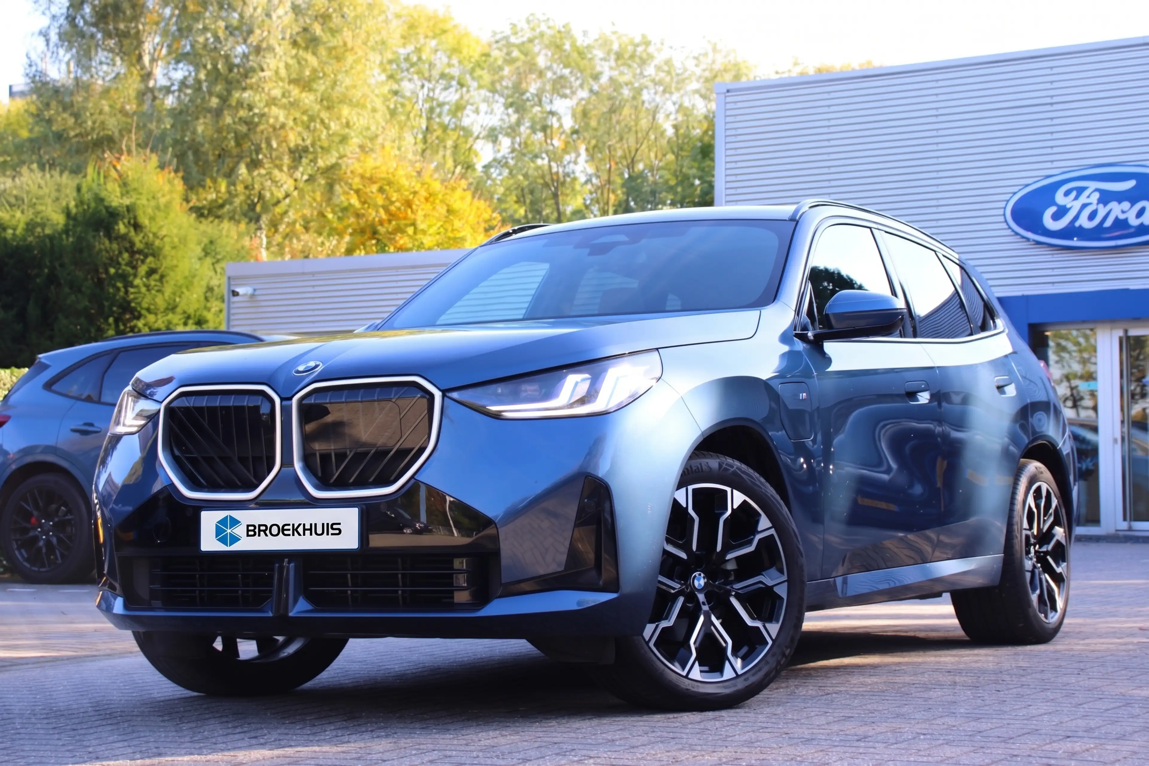 BMW X3 30e xDrive | M-SPORT | PANODAK | ADAPTIVE CRUISE | — photo 37