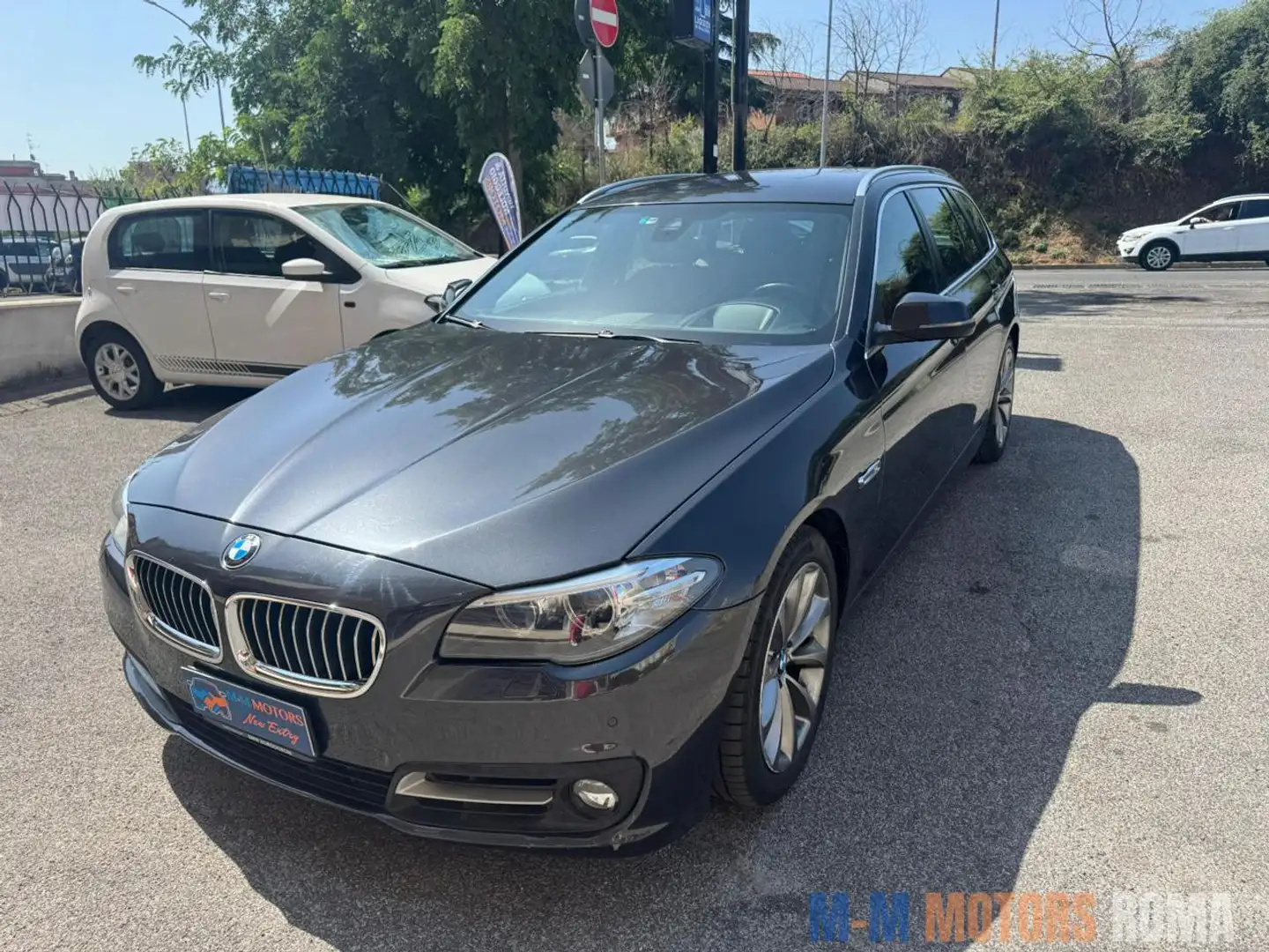 BMW 520 d Business aut. Grigio - 1