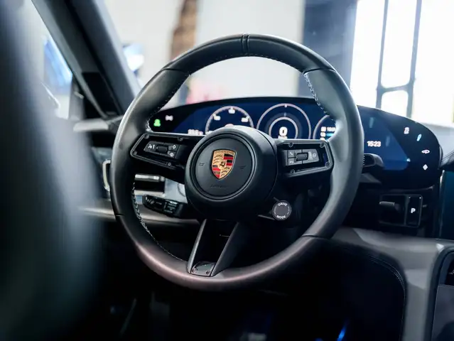 Porsche Taycan view 7