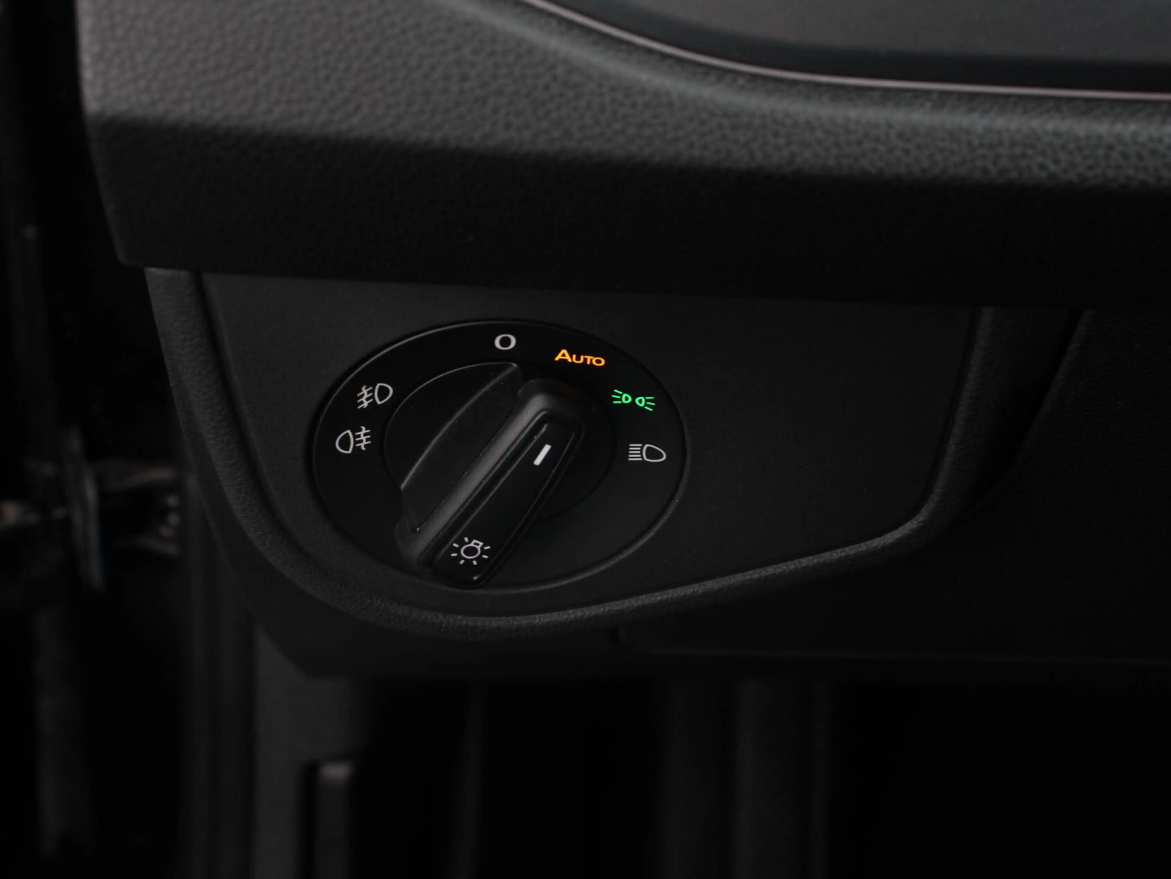 Volkswagen Taigo 1.5 TSI 150pk R-Line + Automaat Navigatie Apple Ca — photo 15