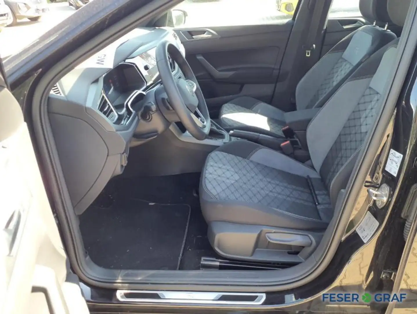 Volkswagen Polo R-Line 1.0TSI DSG Navi LED Kamera Zwart - 2