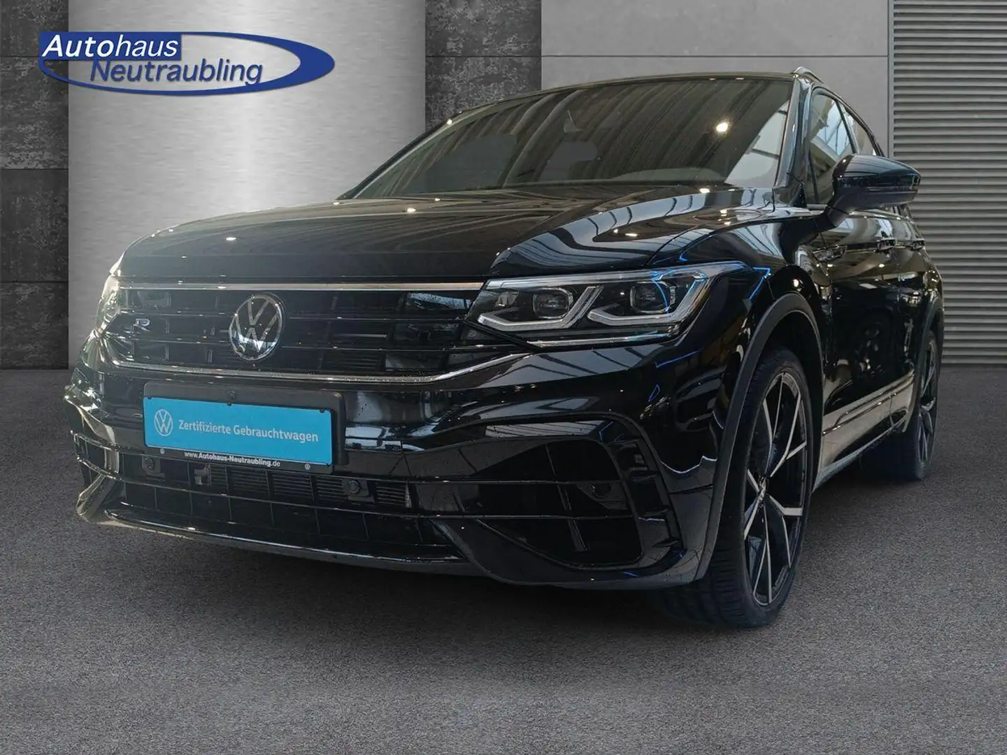 Volkswagen Tiguan 2.0 TSI "R" 320 PS DSG+AKGRAPOVIC+LEDER+PANO+ Schwarz - 2