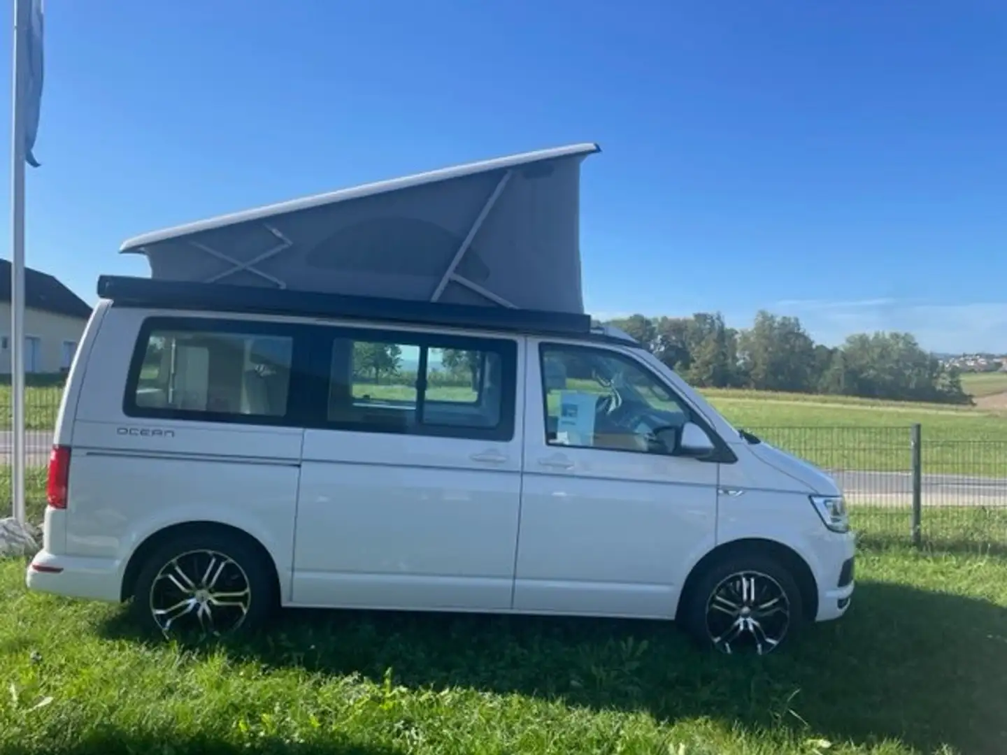 Volkswagen T6.1 California Ocean Weiß - 2