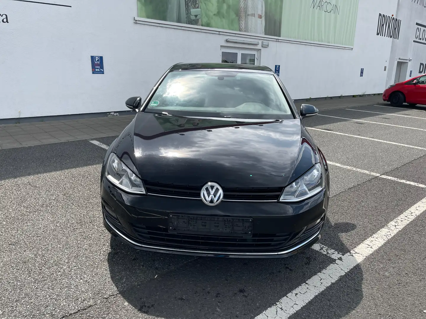 Volkswagen Golf 1.4 TSI ACT BlueMotion Technology DSG Lounge Schwarz - 2