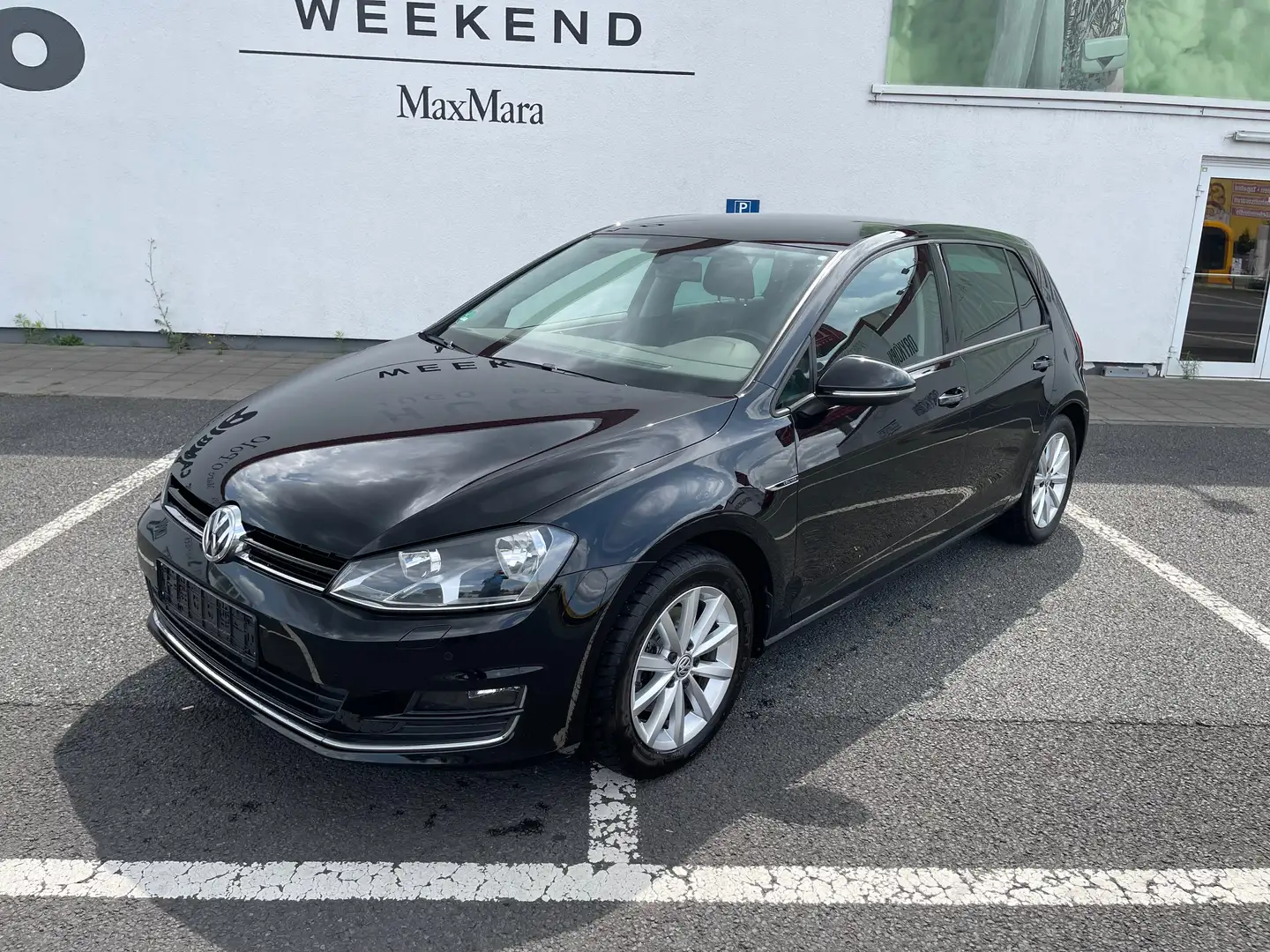 Volkswagen Golf 1.4 TSI ACT BlueMotion Technology DSG Lounge Schwarz - 1