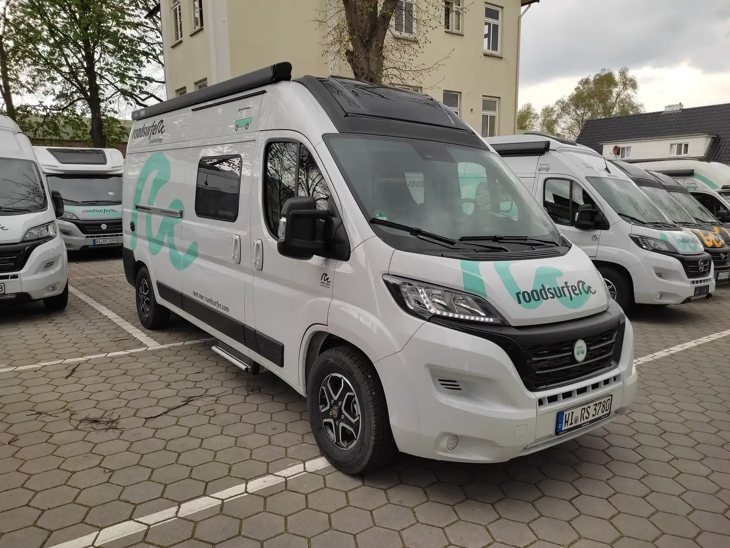 Knaus Boxlife 600 Markise, Hubbett, StHz, Navi, Warmwass Wit - 1