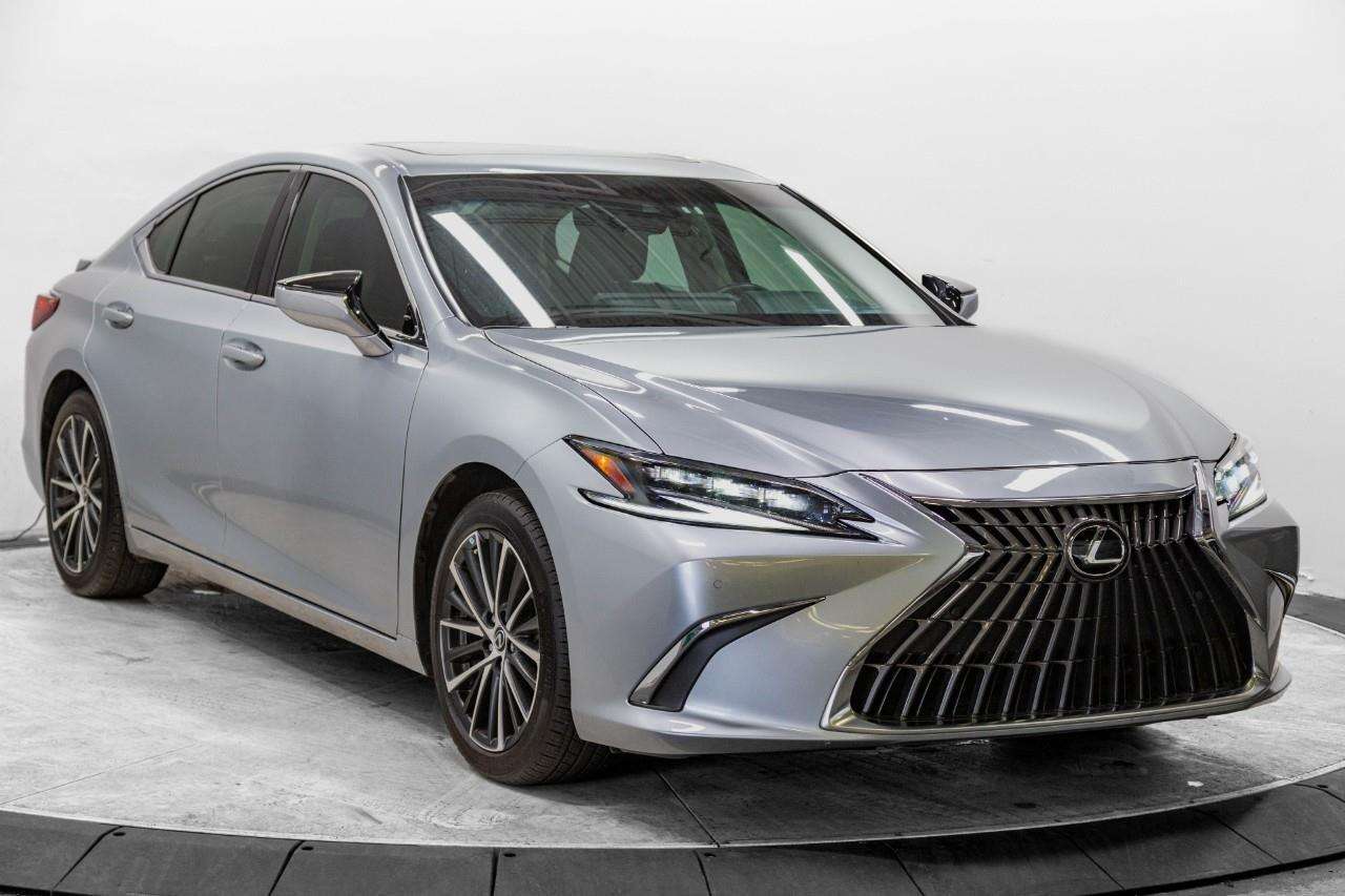 2024 Lexus ES LUXURY PACKAGE | COOLING SEATS | APPLE CARPLAY