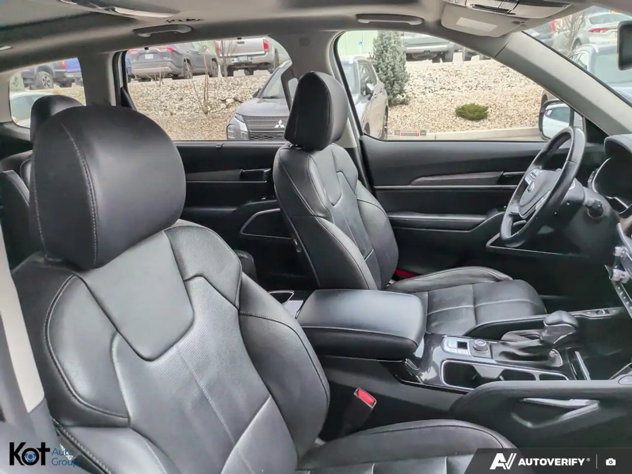 Kia Telluride снимка Kia Telluride