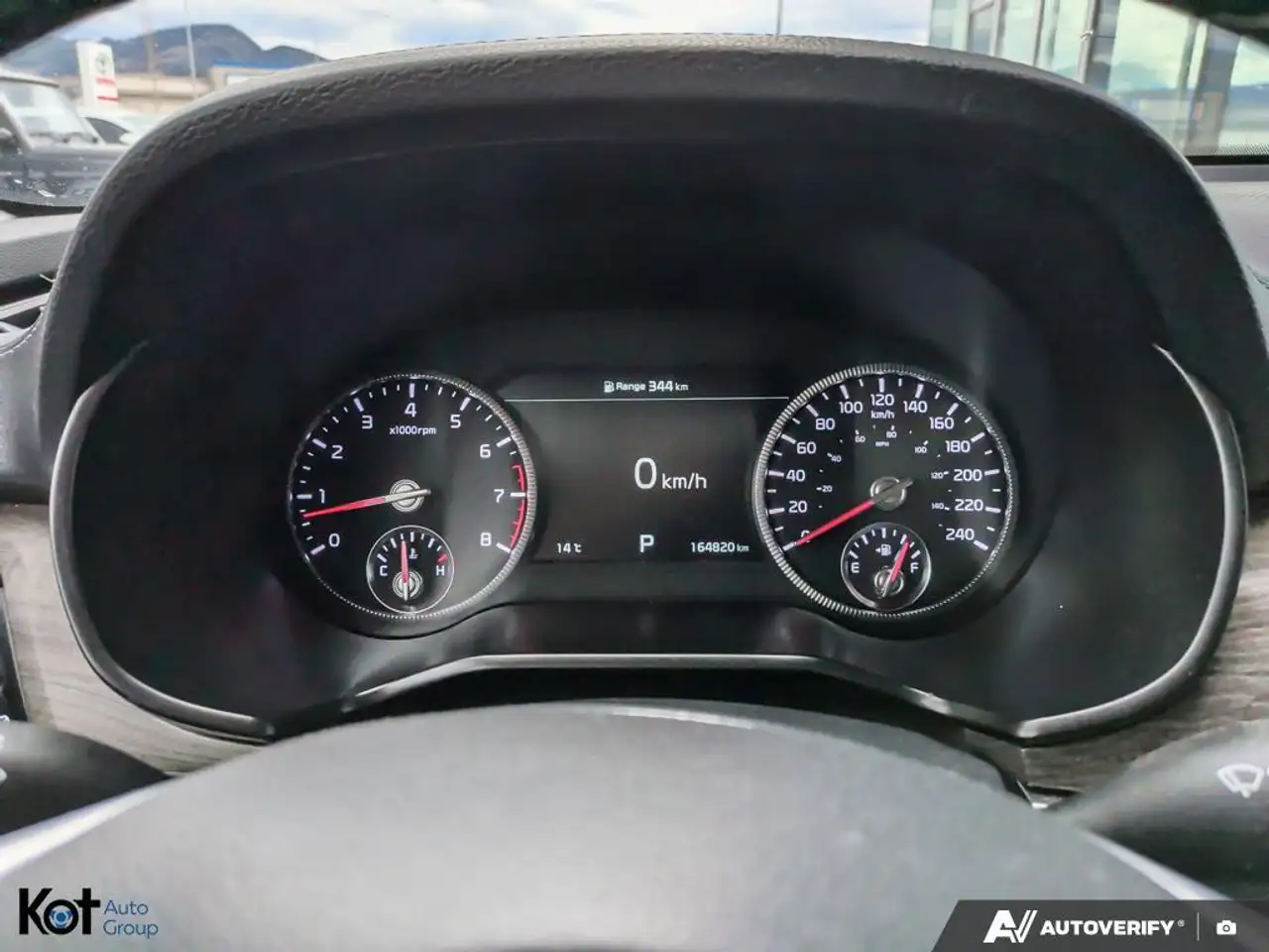 Kia Telluride снимка Kia Telluride
