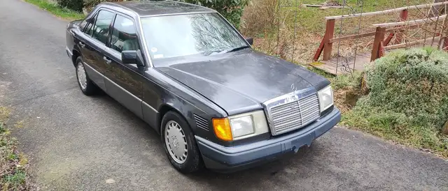 Mercedes-Benz E 250 250 D Turbo