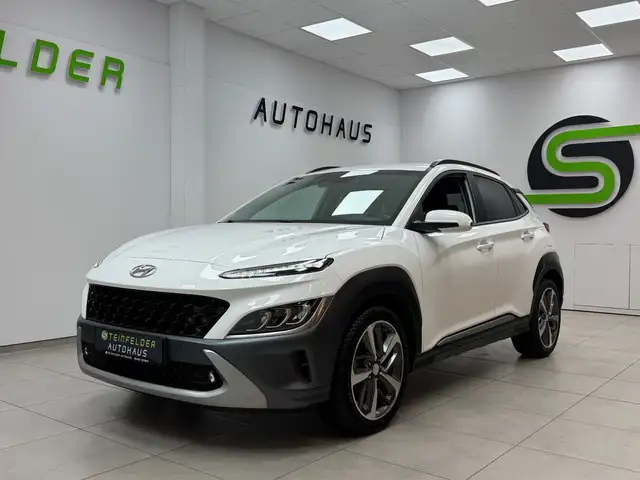 Hyundai Kona view 3