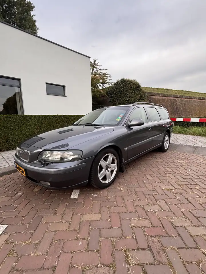 Volvo V70