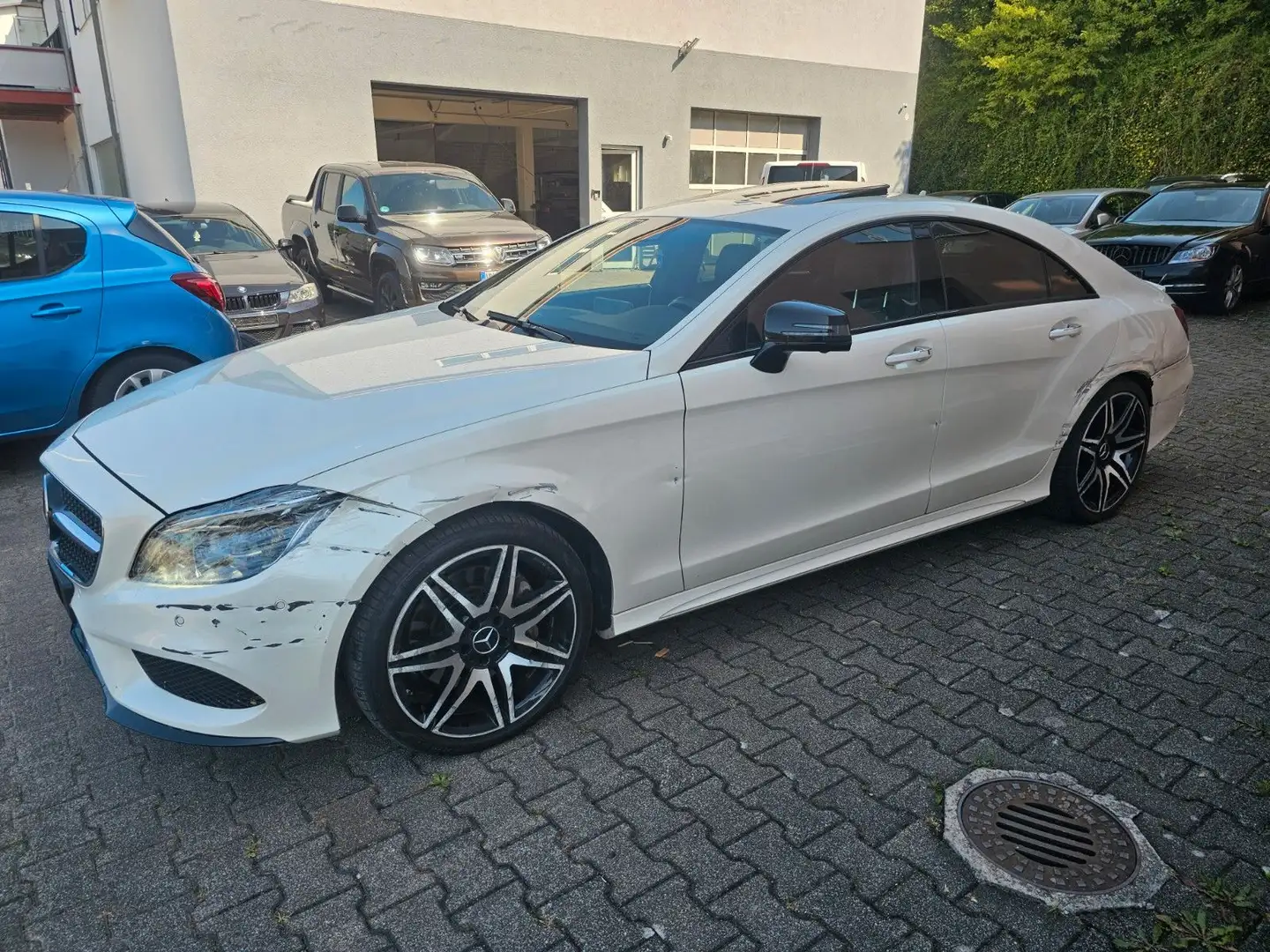Mercedes-Benz CLS 350 d /4Matic/AMG/Night/Air/Keyless/LED/360/ Blanc - 2