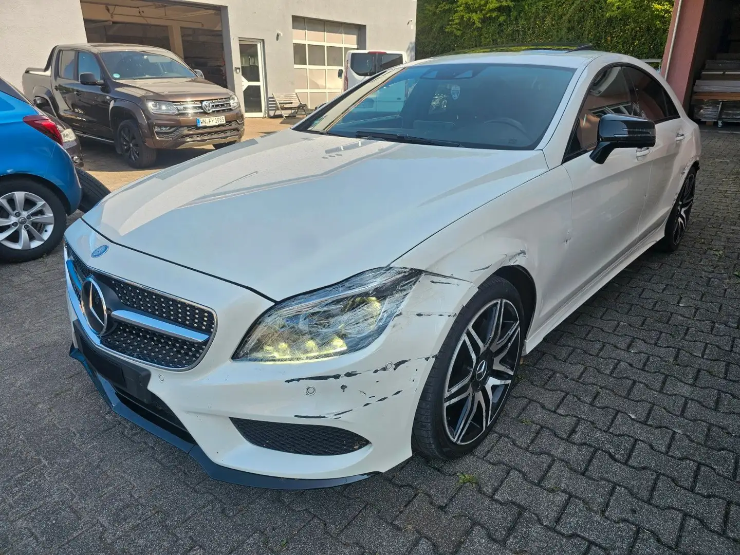 Mercedes-Benz CLS 350 d /4Matic/AMG/Night/Air/Keyless/LED/360/ Blanc - 1