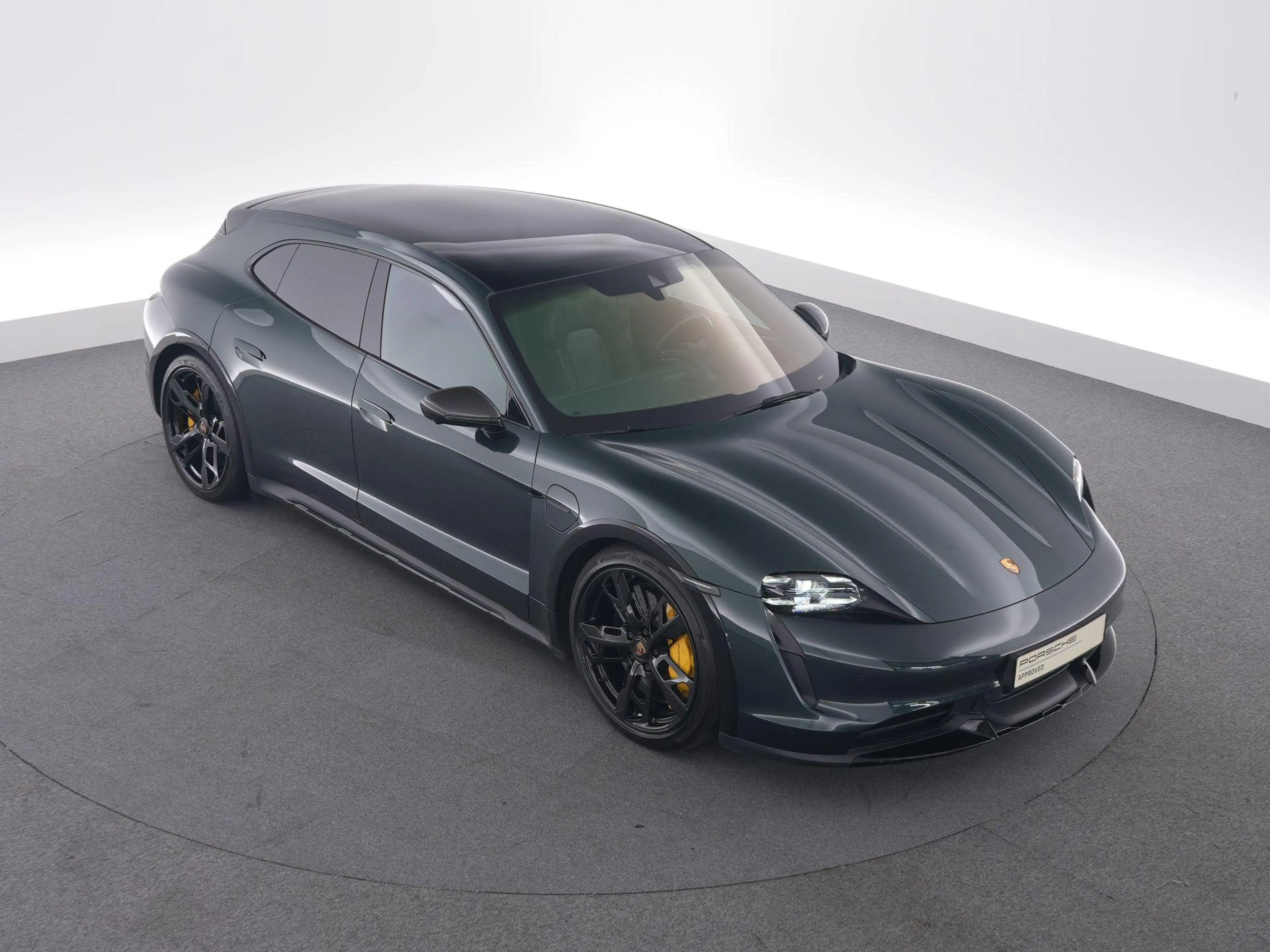 Porsche Taycan Cross Turismo Turbo S 93 kWh — photo 9