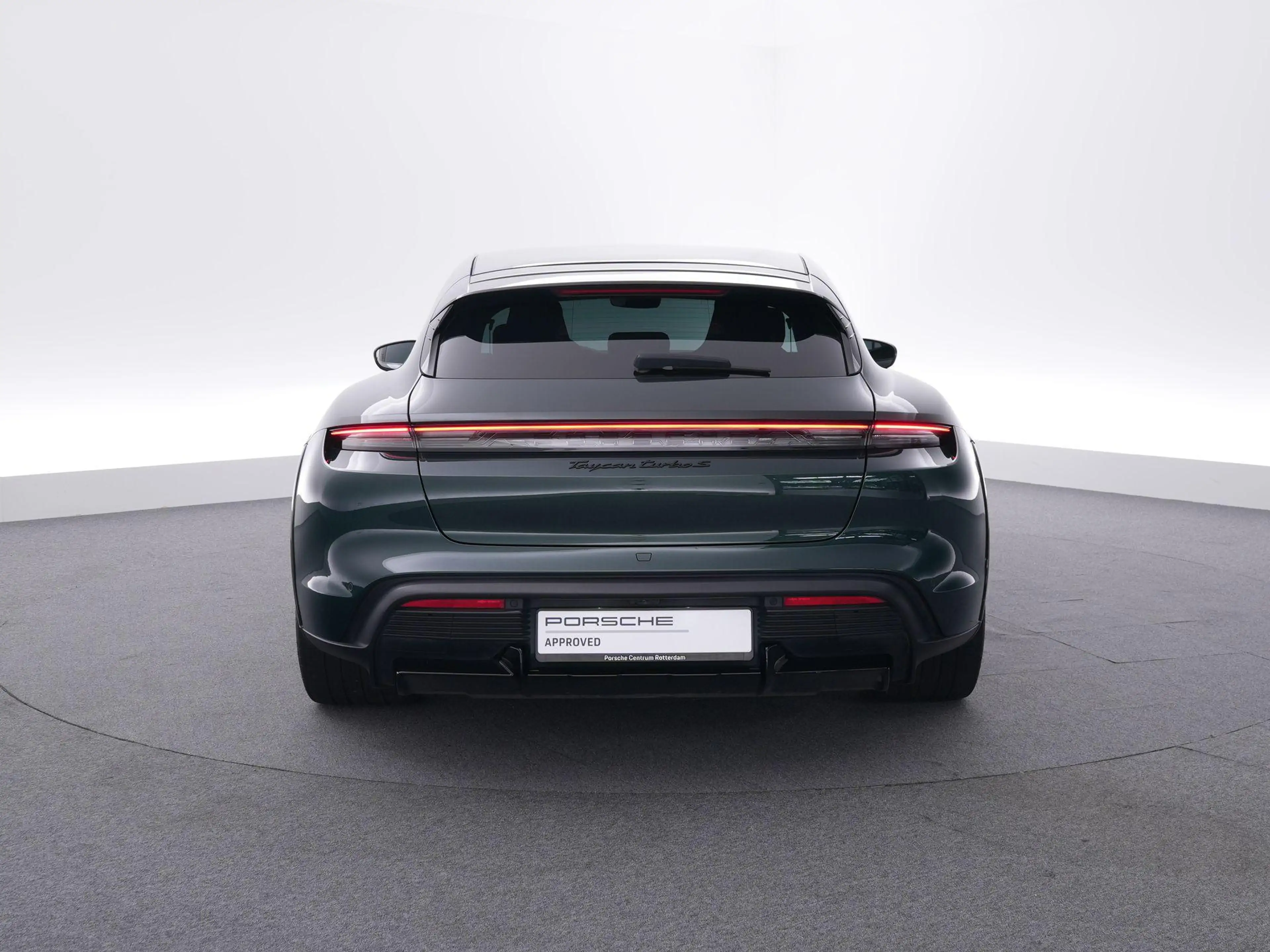 Porsche Taycan Cross Turismo Turbo S 93 kWh — photo 4