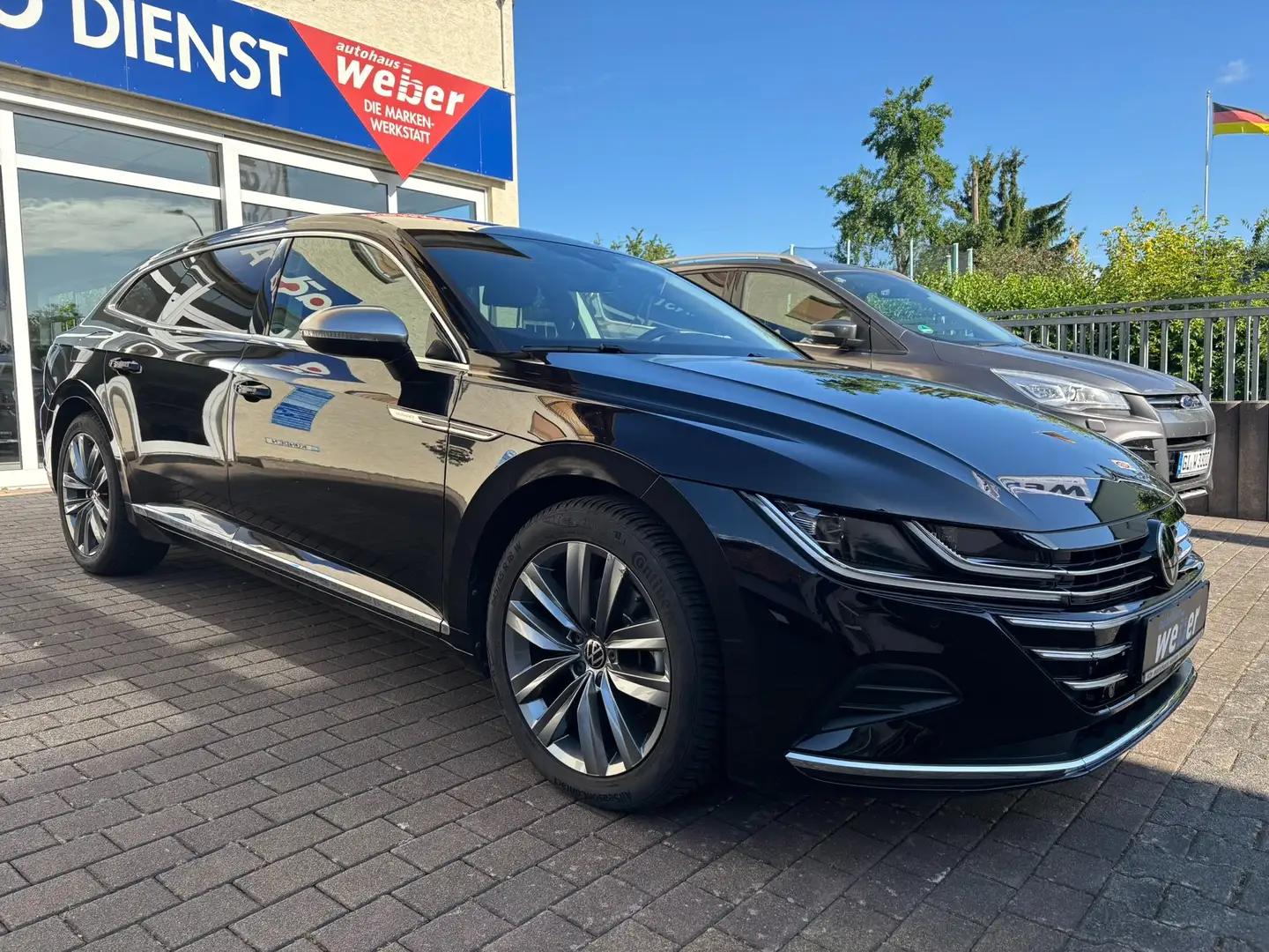 Volkswagen Arteon ShootingBrake*Elegance*KAMERA*eAHK*NAV*CARPLAY*uvm Schwarz - 2