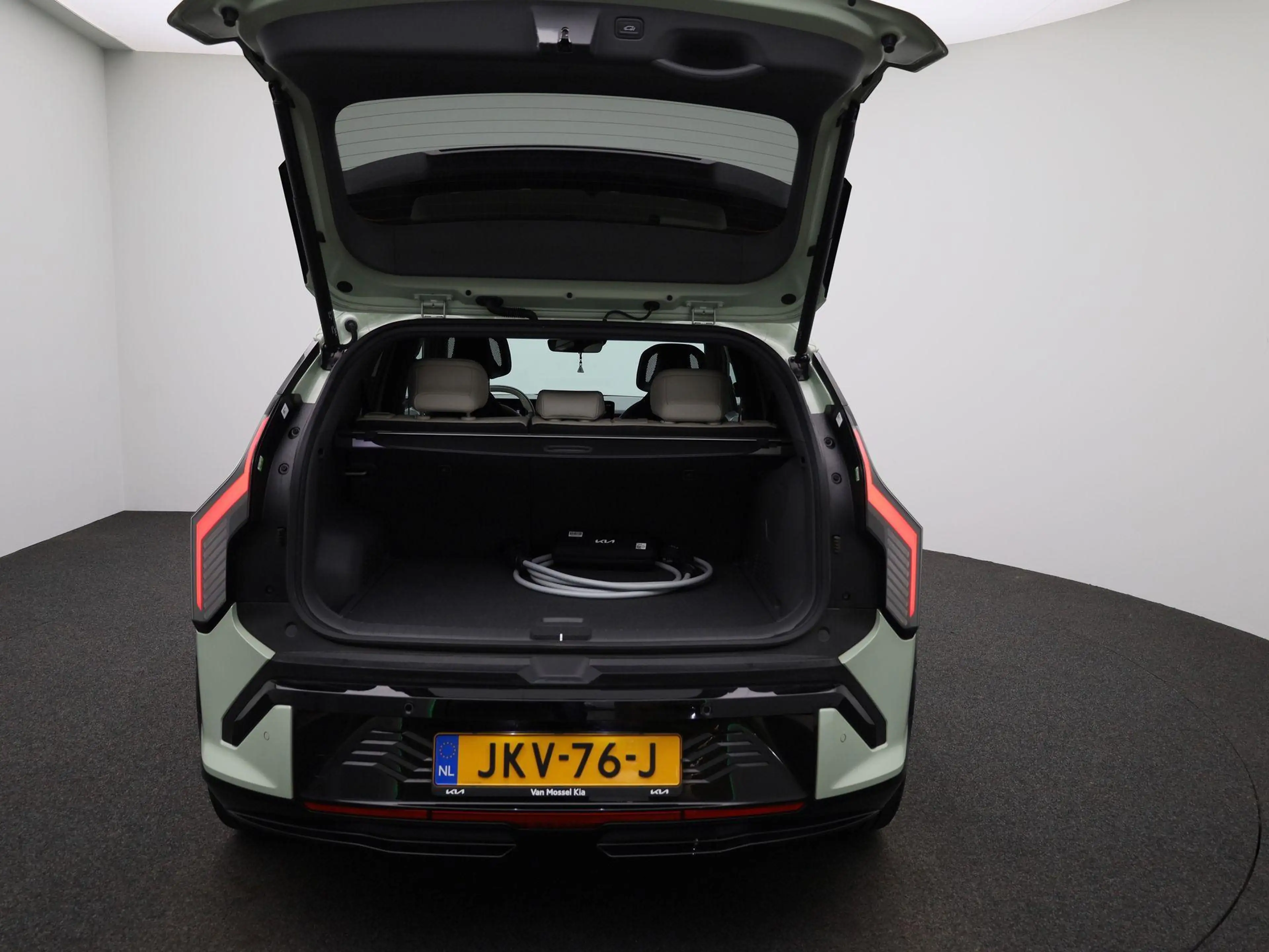 Kia EV3 GT-PlusLine 81.4 kWh | Panoramadak | Memory Stoele — photo 11