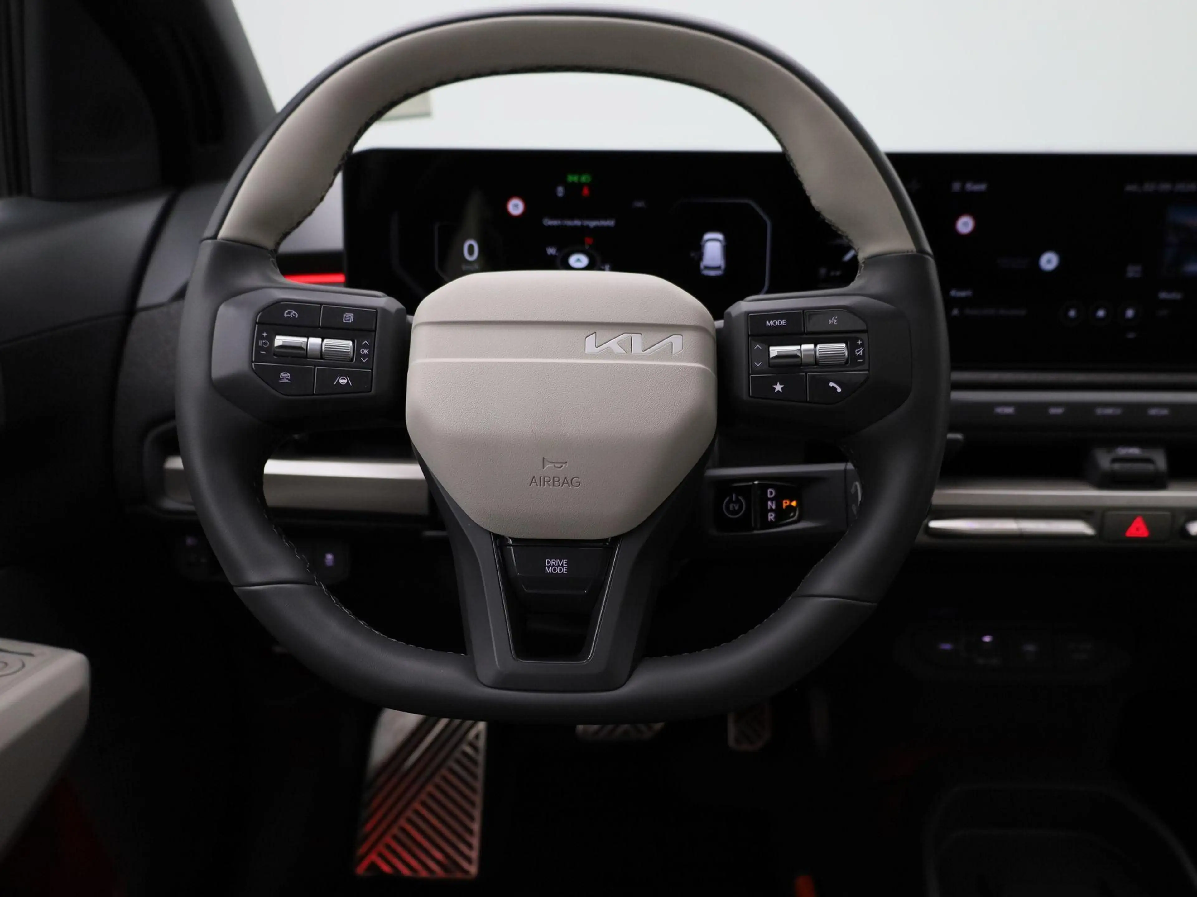 Kia EV3 GT-PlusLine 81.4 kWh | Panoramadak | Memory Stoele — photo 7