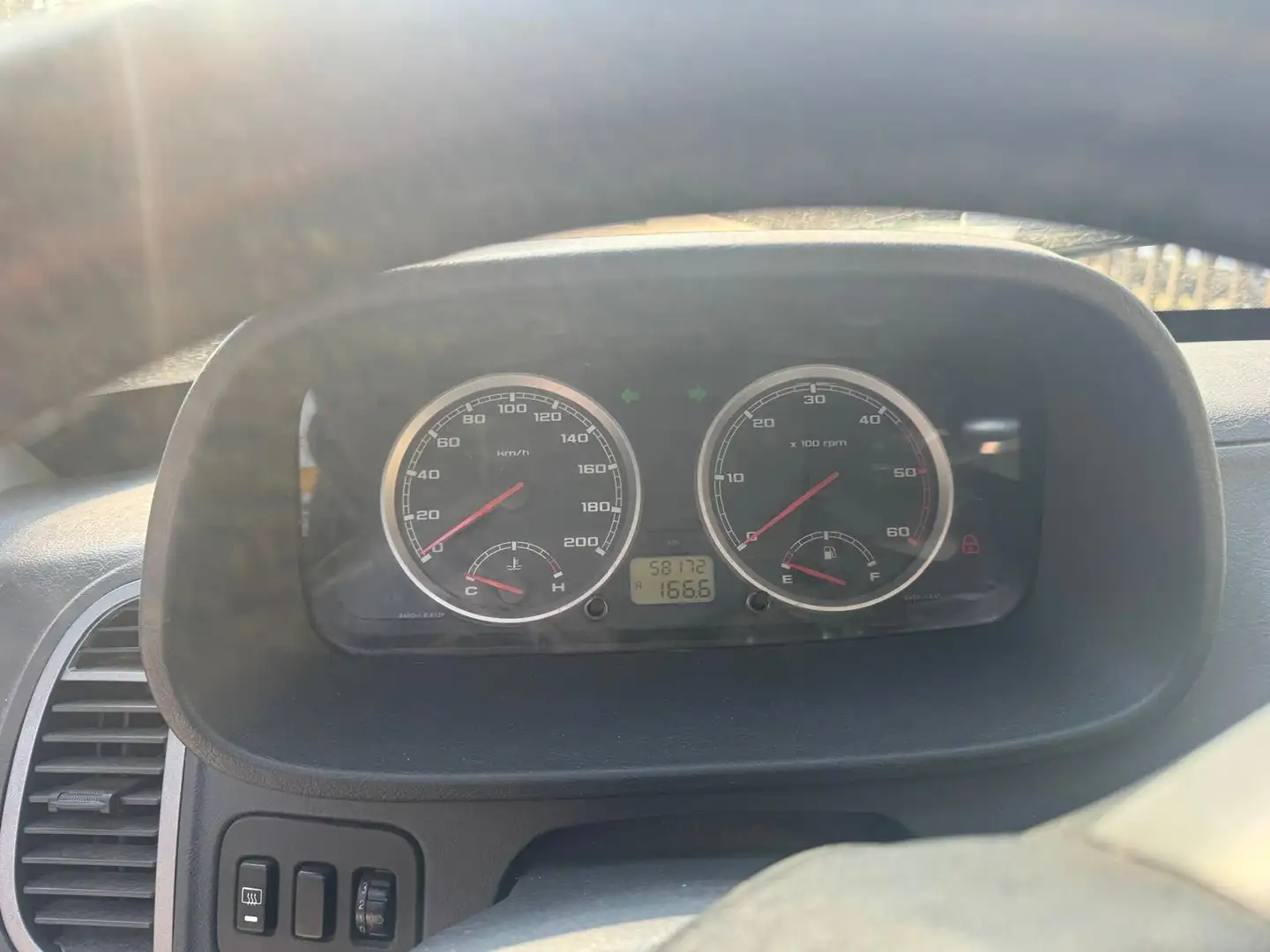 Tata Xenon Pick Up 2.2 td 16v Dicor 4x4 Weiß - 2