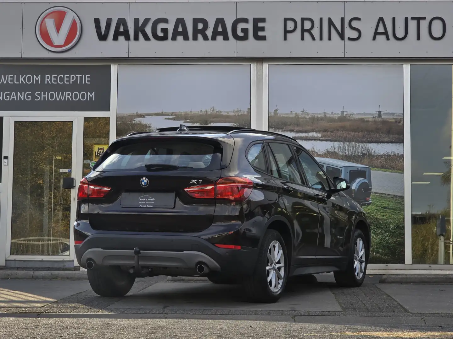 BMW X1 sDrive20i Centennial High Executive |PANO|STOELVW| Brown - 2