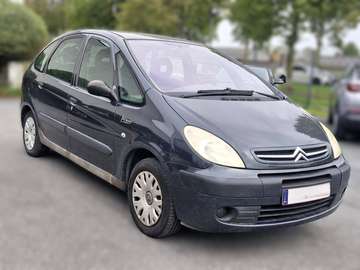 Xsara Picasso 1.6 HDi /trekhaak - airco - distributieriem vervangen !!!