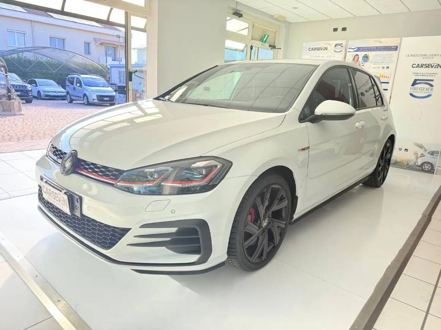 Volkswagen Golf GTI 2.0 tsi Gti Performance 245cv dsg Wit - 1