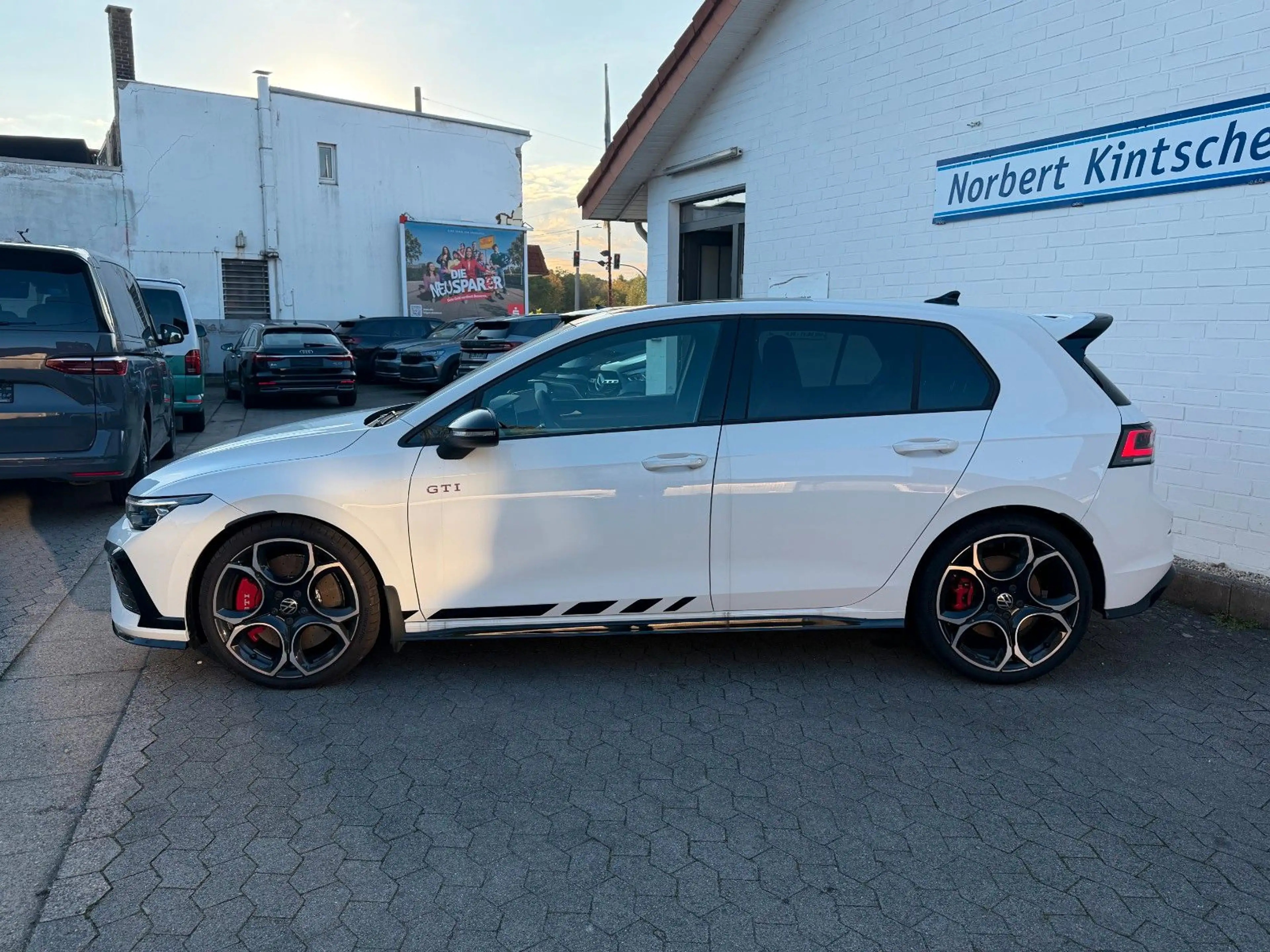 Volkswagen Golf VIII GTI Clubsport Black Style Pano Harman — photo 4
